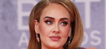 Adele wore Armani & a large diamond ring to the BRIT Awards: interesting?