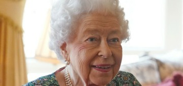 Queen Elizabeth tested positive for Covid, she’s experiencing ‘mild cold-like symptoms’