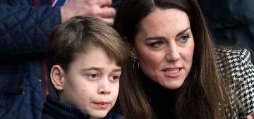 Duchess Kate brought Prince George & 18 big gold buttons to the rugby match