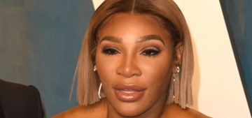 Serena Williams wore Versace to the VF Oscar party: uncomfortable or cute?