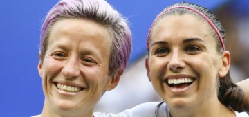 “The USWNT will finally receive equal pay from US Soccer” links