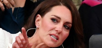 Duchess Kate repeated a belted Self-Portrait look for the Jubbly Concert, hm