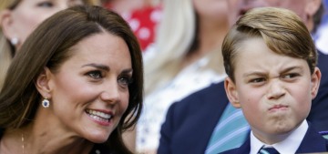 Duchess Kate ‘insists’ that Prince George wear a suit & tie to ‘royal events’