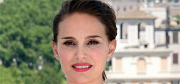 Natalie Portman read a review of herself at 13 ‘that mentioned my breast buds’