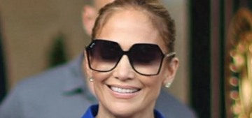 Jennifer Lopez dramatically released a single balloon on her birthday in Paris