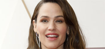 Jennifer Garner: be cautious when it comes to injecting your face
