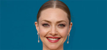 Amanda Seyfried in Armani at the Emmys: beautiful and perfect?