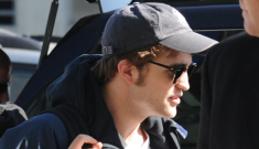 Robert Pattinson is limp, doesn’t have a publicist