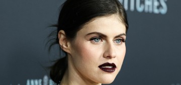 “Alexandra Daddario brought out a terrific ’90s witchy goth look” links