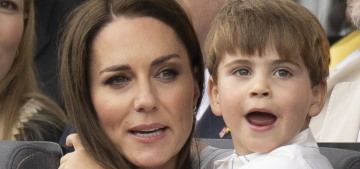 Prince William & Kate are expected to take Prince Louis on the Christmas walk