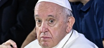 Pope Francis calls for the global decriminalization of homosexuality