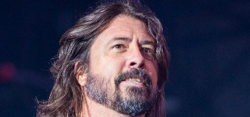 Dave Grohl cooked for over 24 hours to serve homeless in LA during the storms