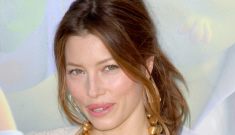 Jessica Biel talks about “overconfidence” without irony