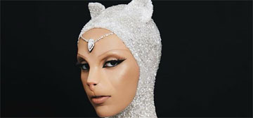 Doja Cat had a prosthetic cat face and wore Oscar de la Renta at the Met Gala