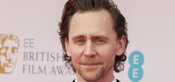 “Tom Hiddleston got a job and he’ll work with Mark Hamill!” links