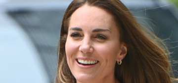 Princess Kate posed with her Norfolk ‘beehive’ for World Bee Day
