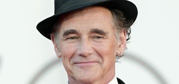 Mark Rylance ‘opted out’ of taking the Covid vaccine, he took a garlic solution instead