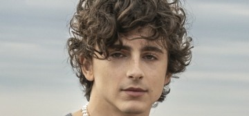Timothee Chalamet is ‘charming, very loving & protective’ of Kylie Jenner