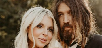 Billy Ray Cyrus married Firerose on Tuesday, their wedding was so autumnal