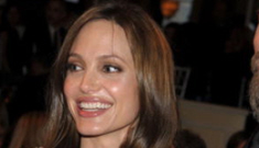 Angelina Jolie turns to psychic to contact her dead mom