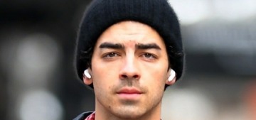 Joe Jonas was seen boarding a private jet with former Miss Teen USA Stormi Bree