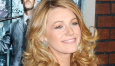 Blake Lively must have frozen her ass off at ‘Sherlock Holmes’ premiere