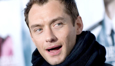 Jude Law forgets that he has a fourth child