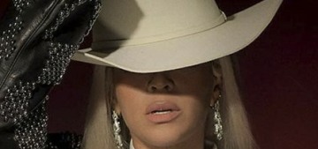 Beyonce covered Dolly Parton’s ‘Jolene’ & the Beatles’ ‘Blackbird’ on ‘Cowboy Carter’