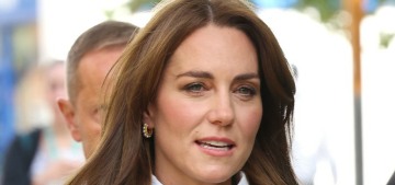 Kensington Palace sent out thank-you notes in reply to cards for Princess Kate