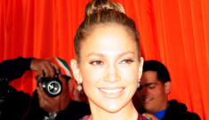 “Jennifer Lopez covers up after New Year’s Eve outfit debacle” links