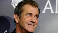 Mel Gibson gets arrogant & defensive, calls reporter an a**hole