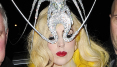Lady Gaga wears diamond-encrusted lobster headpiece