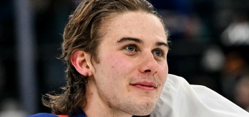 USA men’s hockey team won Olympic gold & got a gross call from Donald Trump