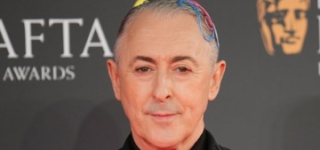 BAFTA host Alan Cumming apologizes: The BAFTAs were a ‘trauma triggering sh-tshow’