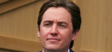 Has Edoardo Mapelli Mozzi used his royal-adjacency for financial gain?