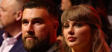 Taylor Swift wore green Wiederhoeft to the iHeartRadio Music Awards