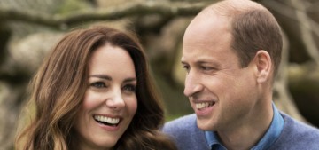 Prince William & Kate’s 15th anniversary photo includes their kids & dogs