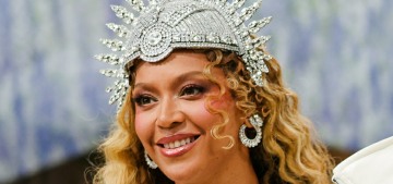 Beyonce returned to the Met Gala after a decade & wore some skeleton business