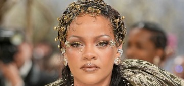 Rihanna wore a spectacular Maison Margiela to the 2026 Met Gala