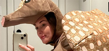 Kacey Musgraves dressed up as an armadillo to buy her album undercover