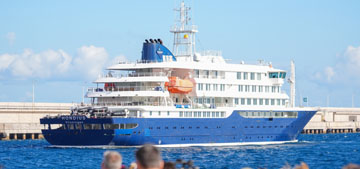 French woman from hantavirus cruise put on an artificial lung, is in critical condition