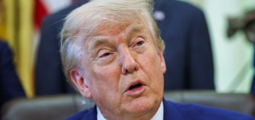 Donald Trump got booed by all of Madison Square Garden at the Knicks game