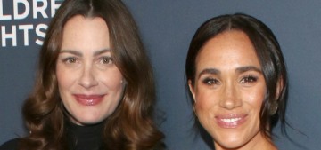 Duchess Meghan posed for a photo with Kelly Zajfen’s redheaded newborn baby