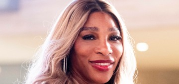 Wimbledon gave wildcards to Serena Williams in doubles & singles