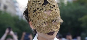 Zendaya wore an archival Givenchy & Philip Treacy headpiece for a Paris photocall