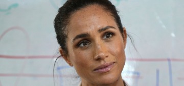 Duchess Meghan & the kids will fly to England, but Meghan won’t be seen publicly
