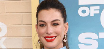 Anne Hathaway: movies that kill dogs should automatically be rated R