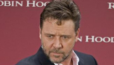 “Russell Crowe has a sword, so watch your ass” links