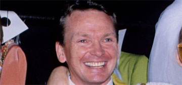 Legendary fashion designer Bob Mackie has passed away at 87