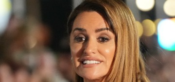 “Penelope Cruz wore Miss Sohee & Chanel in San Sebastian” links